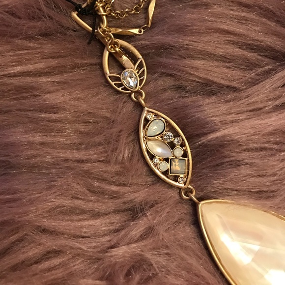 🆕 Nanette Lepore 🦋 statement necklace🦋 - Picture 2 of 7